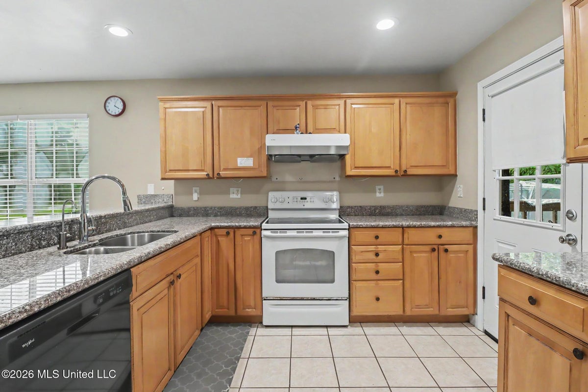 492 Royal Oak Drive, Pass Christian, MS 39571 — photo 7