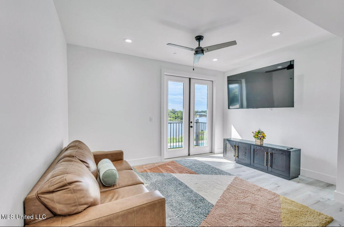 1302 Magnolia Street, Gulfport, MS 39507 — photo 5